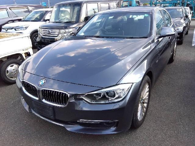 hCc BMW RV[Y 320i OWA[ʐ^1