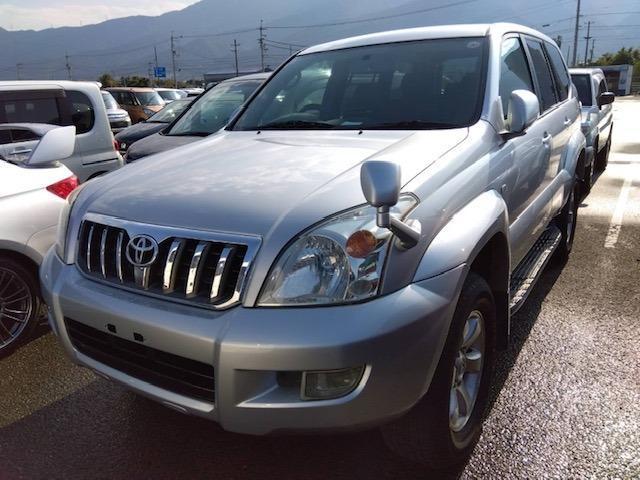 �g���^&nbsp;�����h�N���[�U�[�v���h 3�D0 TX �f�B�[�[���^�[�{ 4WD�ʐ^1����