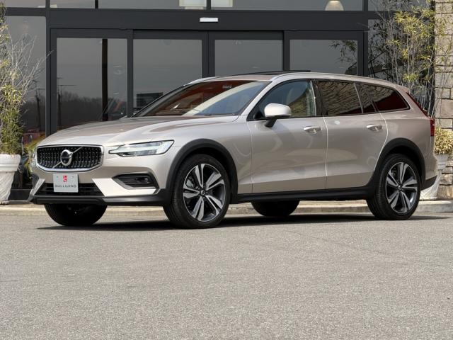 �X�E�F�[�f��&nbsp;�{���{ �u60�N���X�J���g���[ �A���e�B���b�g B5 AWD�ʐ^1����