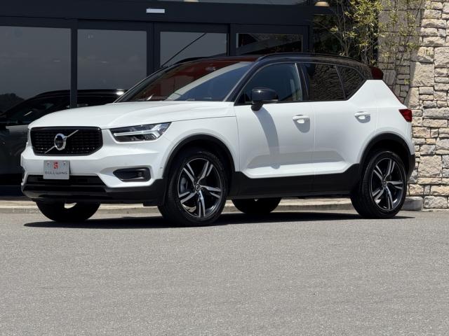 スウェーデン ボルボXC40 B4 AWD Rデザイン写真1枚目 スウェーデン ボルボXC40 B4 AWD Rデザイン写真1枚目