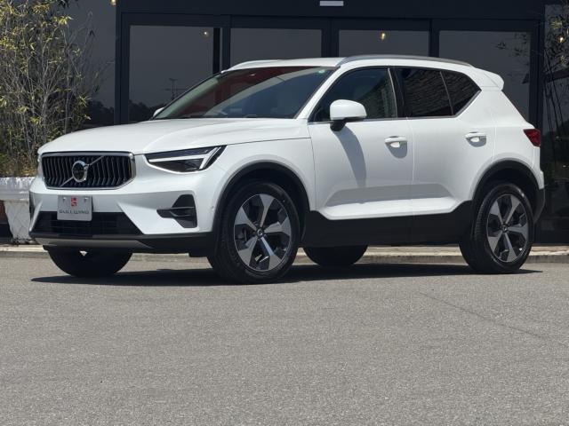 スウェーデン ボルボXC40 アルティメット B4 AWD写真1枚目 スウェーデン ボルボXC40 アルティメット B4 AWD写真1枚目