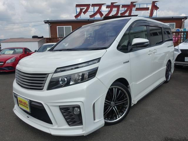 トヨタ ヴォクシーハイブリッド 1.8 V ワンオーナー SilkBlazeエアロ VARDI19AW写真1枚目 トヨタ ヴォクシーハイブリッド 1.8 V ワンオーナー SilkBlazeエアロ VARDI19AW写真1枚目