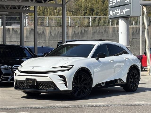 トヨタ クラウンスポーツ 2.5 Z E-Four 4WD ワンオーナー/パノラマビューモニター写真1枚目 トヨタ クラウンスポーツ 2.5 Z E-Four 4WD ワンオーナー/パノラマビューモニター写真1枚目