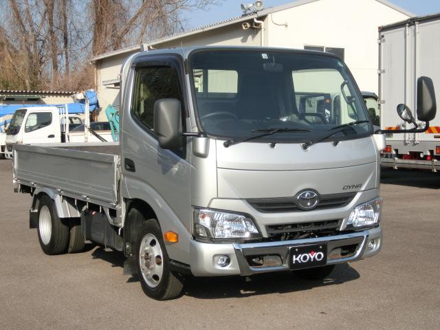 トヨタ ダイナトラック 平ボディ/普通免許運転可/AT/社外ナビ/12セグTV/Bluetooth/10尺/ディーゼル/メッキバンパー/ETC写真1枚目 トヨタ ダイナトラック 平ボディ/普通免許運転可/AT/社外ナビ/12セグTV/Bluetooth/10尺/ディーゼル/メッキバンパー/ETC写真1枚目