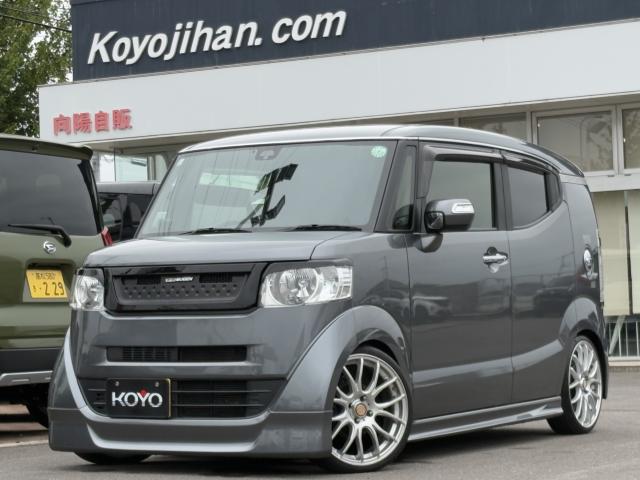 ホンダ N-BOXスラッシュ X ターボパッケージ/ストリートロッドスタイル/純正8型ナビ/無限エアロ/クスコ車高調/社外マフラー/社外17インチAW写真1枚目 ホンダ N-BOXスラッシュ X ターボパッケージ/ストリートロッドスタイル/純正8型ナビ/無限エアロ/クスコ車高調/社外マフラー/社外17インチAW写真1枚目