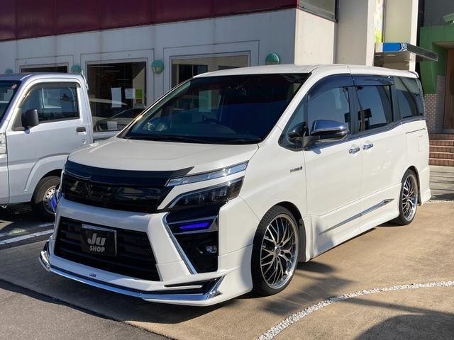 トヨタ ヴォクシー HV 1.8ZSキラメキII写真1枚目 トヨタ ヴォクシー HV 1.8ZSキラメキII写真1枚目