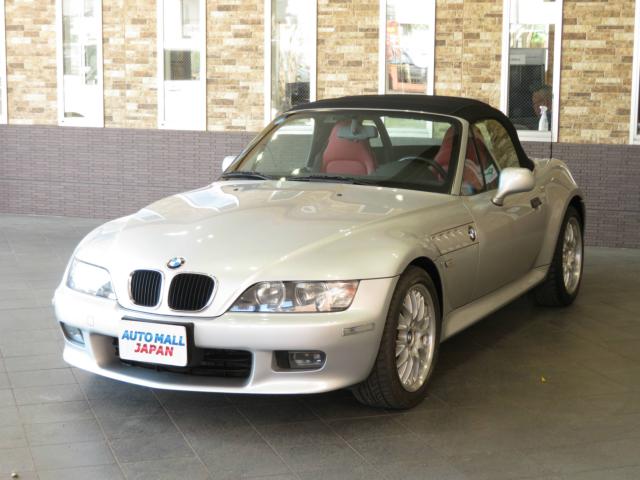 ドイツ BMW Z3ロードスター 左ハンドル 5速ミッション レッドレザーシート写真1枚目 ドイツ BMW Z3ロードスター 左ハンドル 5速ミッション レッドレザーシート写真1枚目