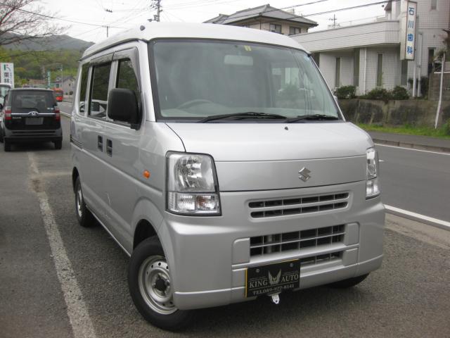 エブリイ