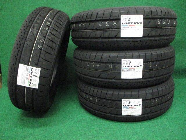 ブリヂストン LUFT RVⅡ タイヤ4本セット