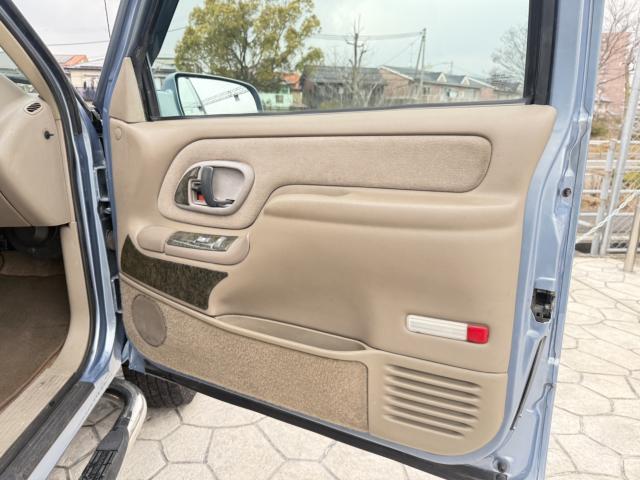 シボレー サバーバン（愛媛県東温市）画像23