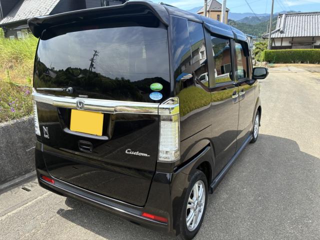 N-BOXカスタム（愛媛県宇和島市）画像2