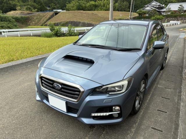 レヴォーグ