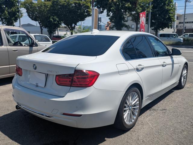 BMW 3シリーズ(愛媛県松山市)