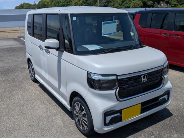 N-BOXカスタム（愛媛県四国中央市）画像2