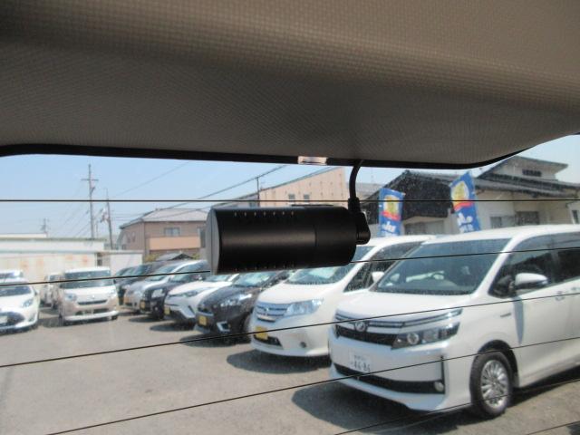 ヴォクシーハイブリッド（愛媛県松山市）画像13