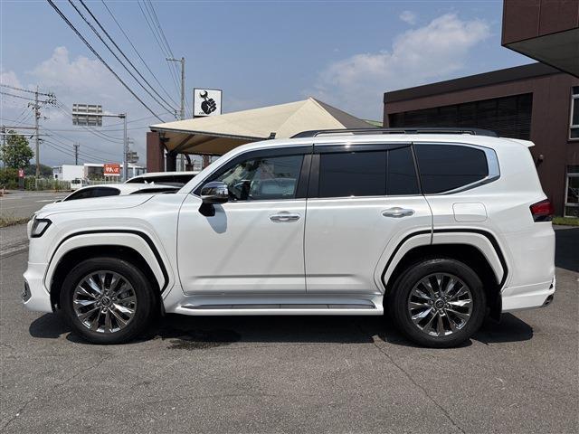 ランドクルーザー300（高知県高知市）