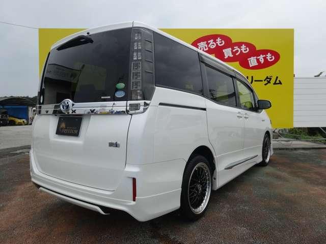 ヴォクシーハイブリッド（高知県高知市）画像7