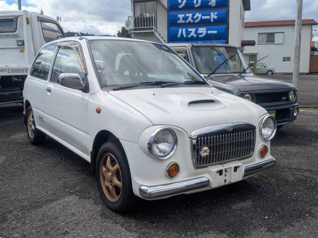 ヴィヴィオビストロ（スバル）の中古車｜愛媛、香川、徳島、高知の中古