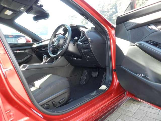 MAZDA3ファストバック（愛媛県宇和島市）画像10