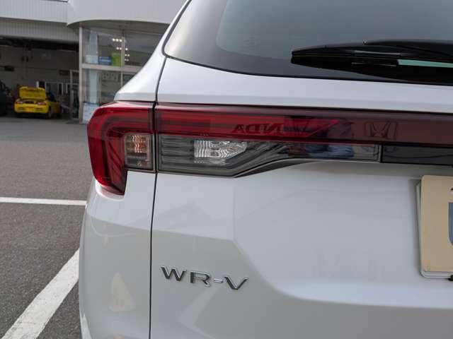 WR-V(徳島県小松島市)