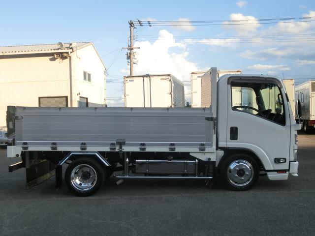 いすゞエルフ サイドバンパー 新車外し イスズ