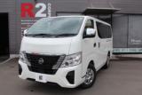 キャラバン 2．4ディーゼルターボ6人EXロング登録済未使用車