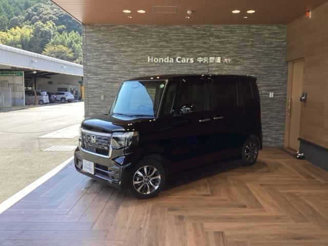 N-BOXカスタム Honda Cars 中央愛媛 大洲店(認定中古車取扱店)（愛媛県大洲市）｜エムジェー