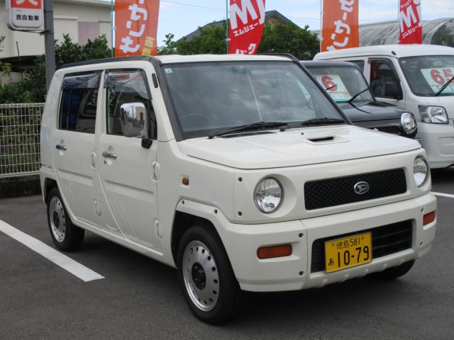 ネイキッド（徳島県徳島市）