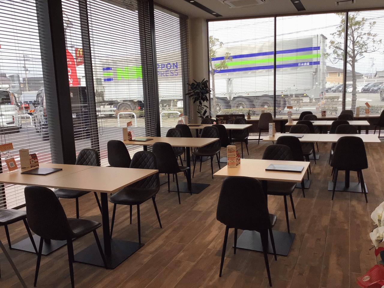 Honda Cars 愛媛 今治産業道路店 U-Selectコーナー（認定中古車取扱店）